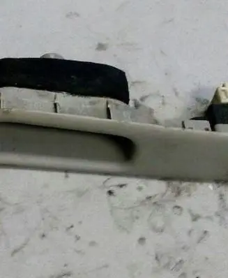 Nissan Almera N16 Quarter vent window switch BU000/1 RR RH