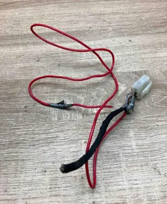 Volkswagen PASSAT B5 Plug wire 1J0919321