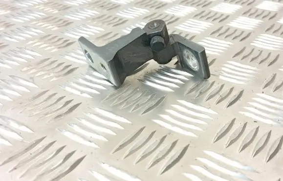 Audi Q3 8U Front door upper hinge 8X0831403B