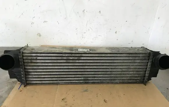 BMW 5 F10 F11 Intercooler radiator 7805629