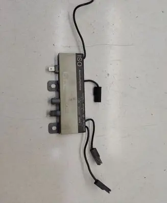 BMW 7 E32 Aerial antenna amplifier 1384975 65241384975 069200