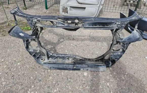 Audi A4 S4 B7 8E 8H Radiator support slam panel