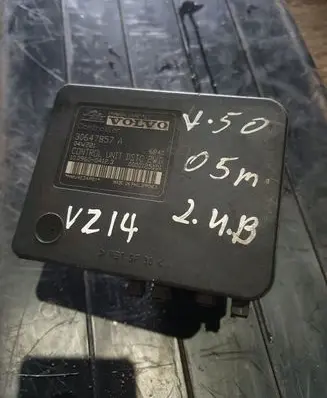 Volvo V50 ABS Pump 30647857A 10096004123 4N512C405AD