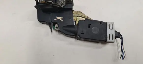 Mitsubishi Space Star Front door lock A02034 383