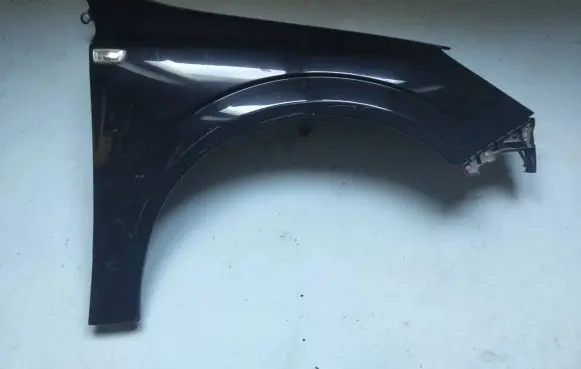 Opel Astra H Fender 