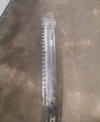 Volkswagen Touareg I Rear beam 