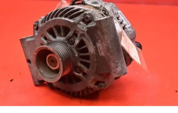 Peugeot 207 CC Generator/alternator V753509680