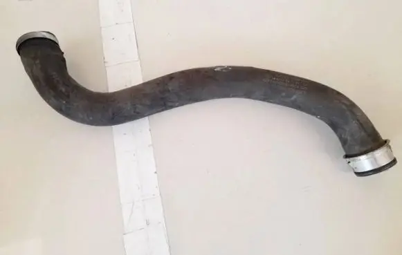 Mercedes-Benz C AMG W204 Engine coolant pipe/hose a2045010582