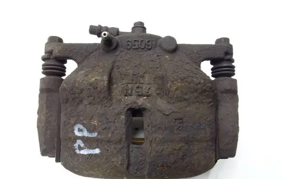 Nissan X-Trail T31 Front brake caliper 