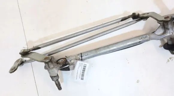 Honda CR-V Front wiper linkage 