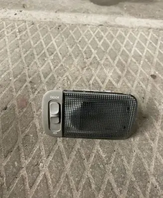 Subaru Outback Rear seat light
