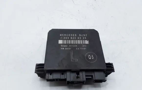 Mercedes-Benz C W203 Door control unit/module 2038206526
