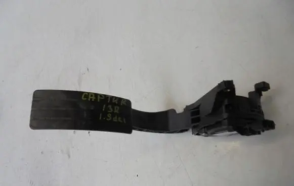 Renault Captur Accelerator throttle pedal 8200672371C