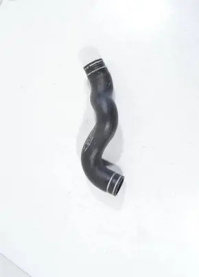 Porsche 911 996 Coolant pipe/hose 99610674072 9610674075 99610674076