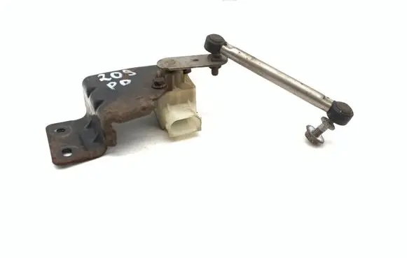 Maserati Ghibli Air suspension front height level sensor CP17939 ANGLE90