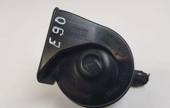 BMW 3 E90 E91 Horn signal 7159420