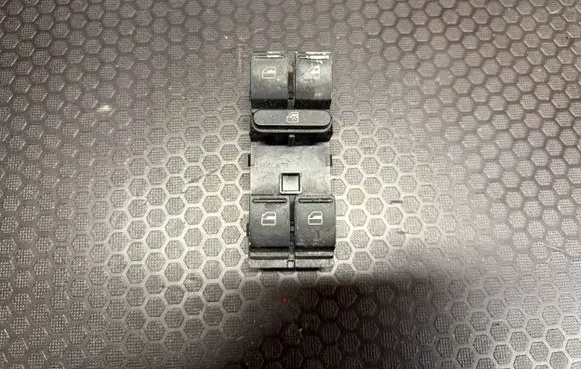 Volkswagen Golf IV Electric window control switch 1K4959857