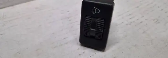 Volkswagen Multivan T4 Windscreen/window heater switch AU900109