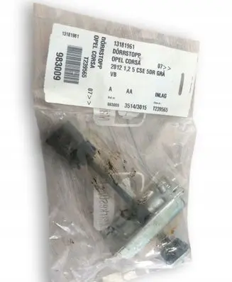 Opel Corsa E Front door check strap stopper 13181961