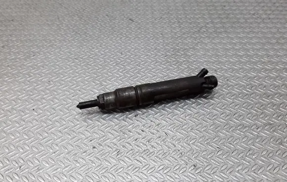 Audi A6 S6 C4 4A Fuel injector KBEL53P71