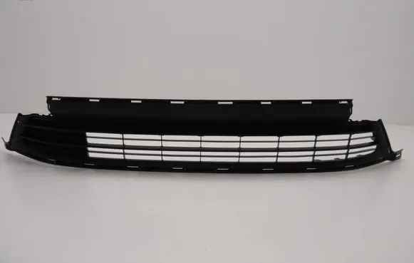 Toyota RAV 4 (XA40) Front bumper lower grill 5311342080 53113-42080