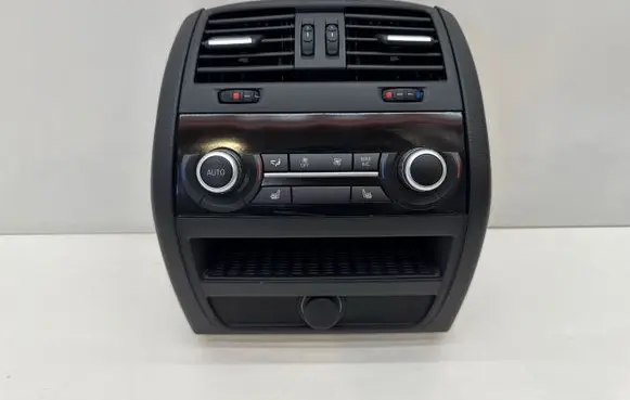 BMW 5 F10 F11 Rear air vent grill 9206664