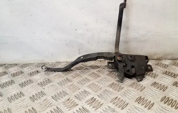 Hyundai Terracan Engine bonnet/hood lock/catch
