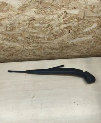 Volvo S90, V90 Rear wiper blade arm 31378728