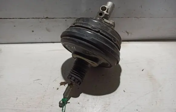 Audi A6 S6 C5 4B Brake booster 4B3612105A F37K