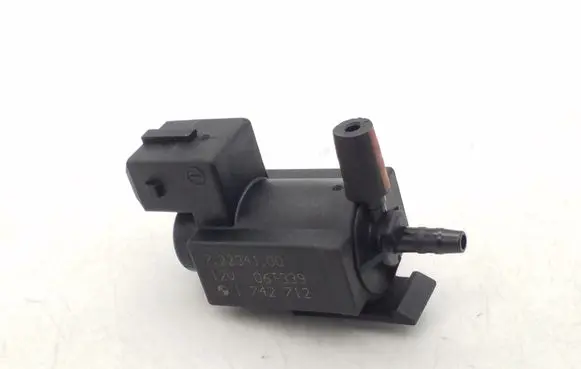 BMW 5 E60 E61 Turbo solenoid valve 1742712 72234100