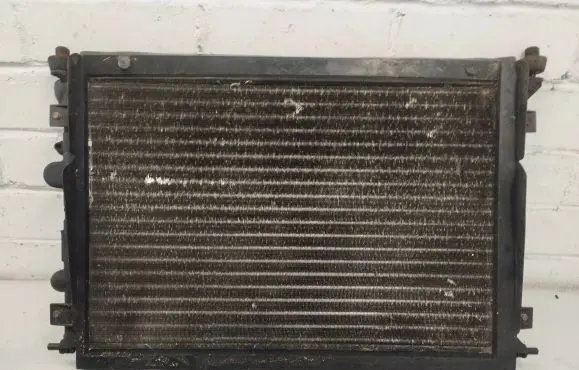 Renault Megane I Coolant radiator 52492768