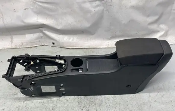 Opel Astra J Armrest 