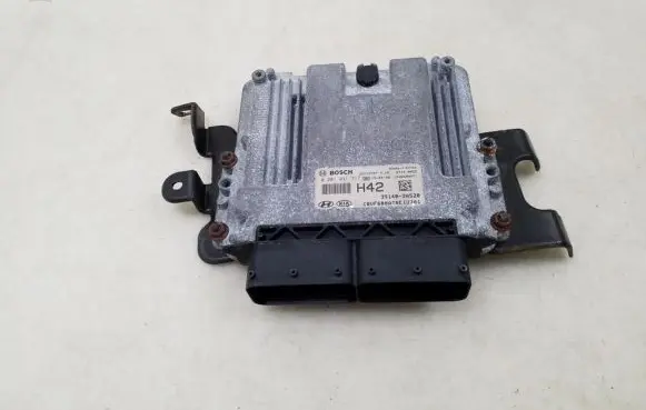 Hyundai i40 Engine control unit/module 391402A520