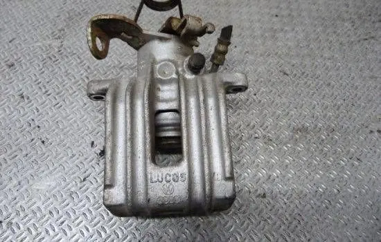 Audi A4 S4 B6 8E 8H Brake caliper pad carrier rear 