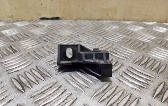 Mini Cooper Countryman R60 Radiator mount bracket 2751342
