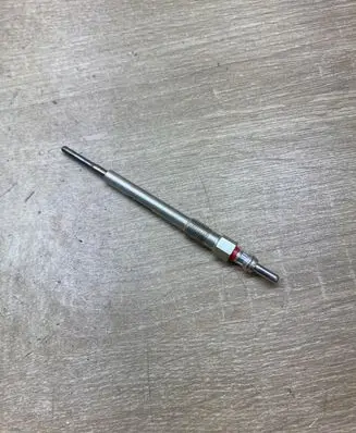 Opel Corsa C Glow plug 55564219