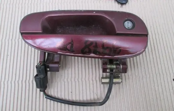 Mitsubishi Galant Front door exterior handle