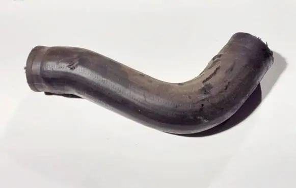 Nissan Note (E11) Intercooler hose/pipe
