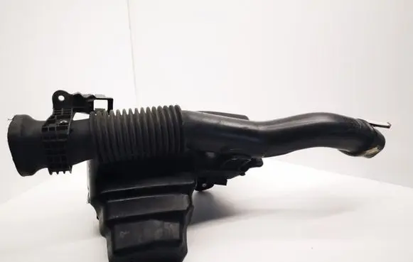 Toyota Prius (XW30) Intake resonator 1775037010