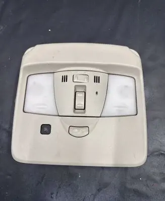 Infiniti FX Front seat light 00413 1CH0A