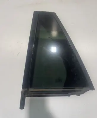 Mercedes-Benz GLC C253 Rear vent window glass 