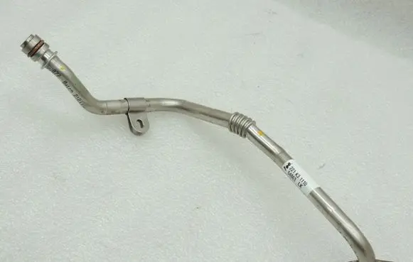 Opel Vivaro Turbo turbocharger oiling pipe/hose 95517980 4423162