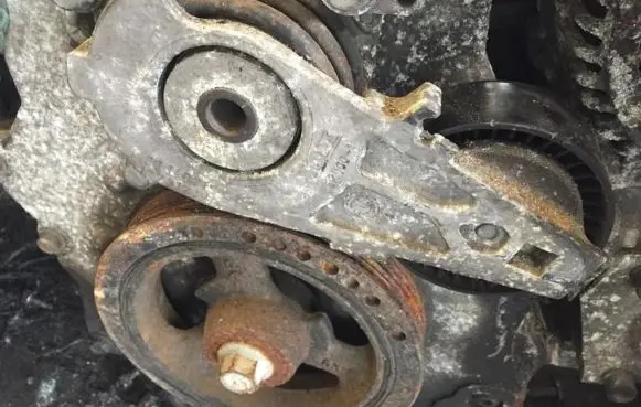 Mini One - Cooper R50 - 53 Generator/alternator belt tensioner 11281482199 12231710