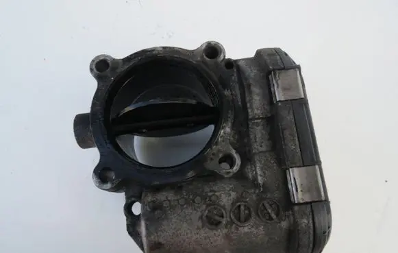Volvo V60 Throttle valve 31216665 11W124 0280750520
