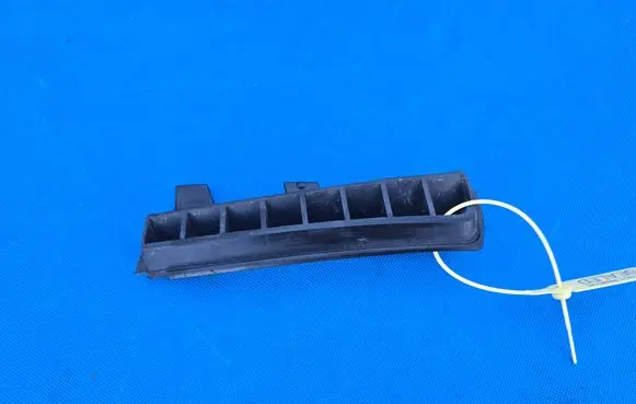 BMW 2 F22 F23 Fender grill 8056829