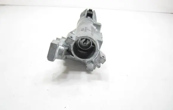 Audi A4 S4 B5 8D Ignition lock 4D0905851A