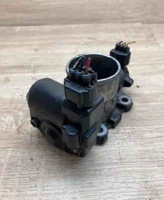 Toyota Hiace (H200) Throttle valve 1923002010 WithPlug