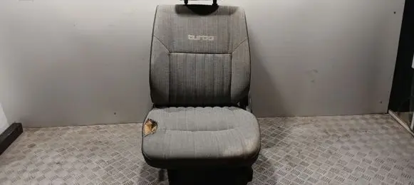 Toyota Land Cruiser (BJ70) Front passenger seat