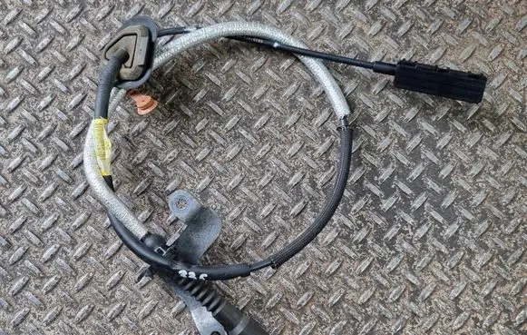 Dodge Durango III Gear shift cable linkage P68391489AB 68391489AB
