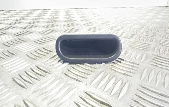 Suzuki SX4 S-Cross Rear door handle trim 8284182G02